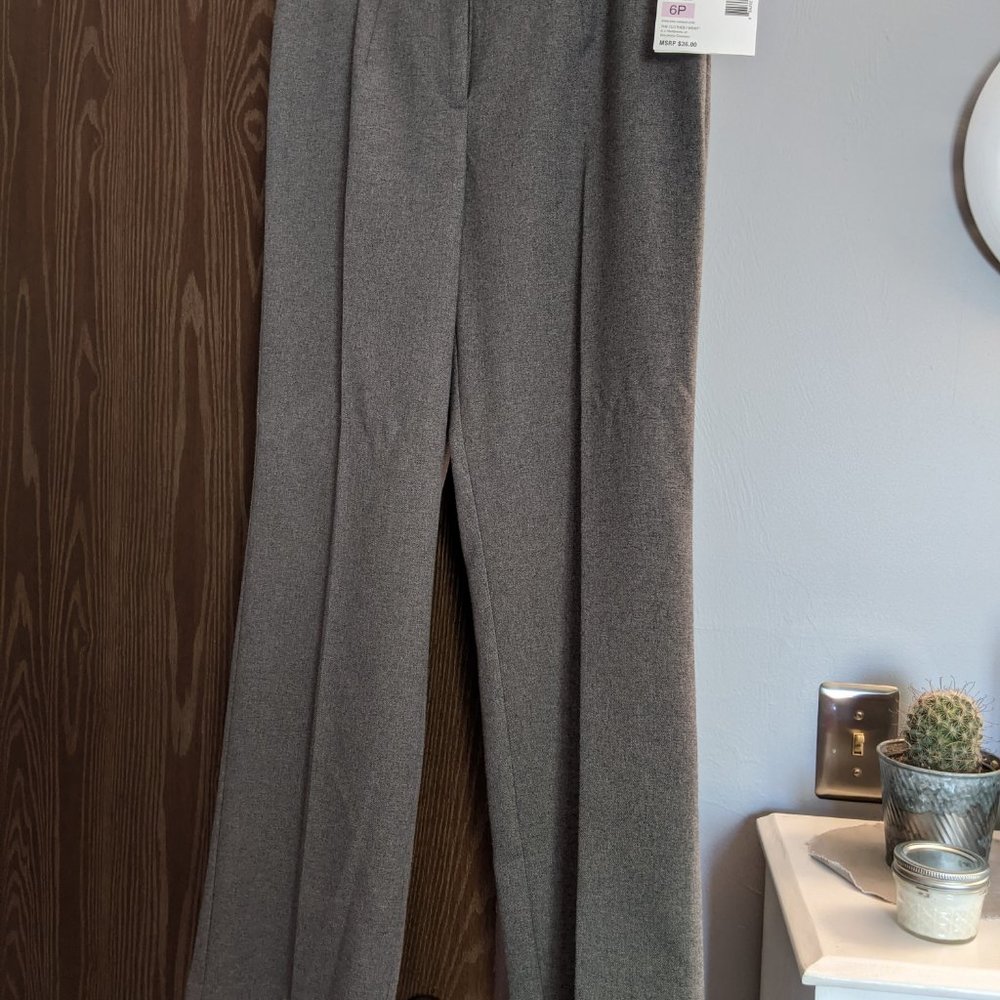 Sag Harbor Petite Womens Business Dress Slacks Pants 6P Gray NWT